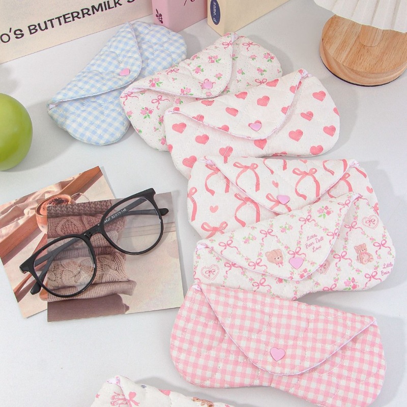 Ins Korean Plaid Fabric Heart  - Travel Accessories Pouch For Women ulasan dan harga